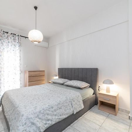 Ninas Central Apartment Kavala Esterno foto