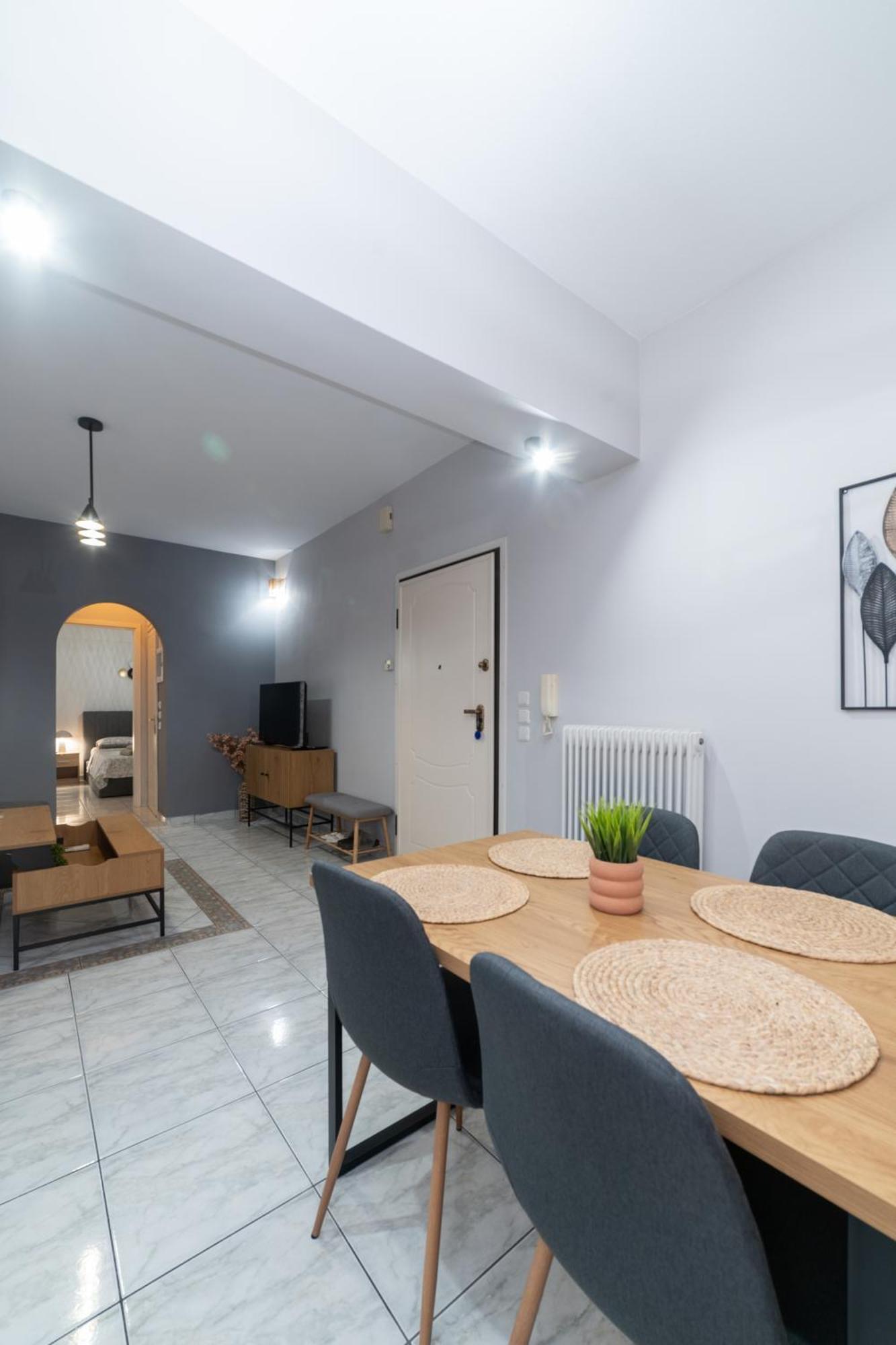 Ninas Central Apartment Kavala Esterno foto